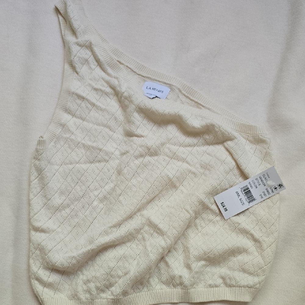La Hearts Off-White One-Shoulder Top